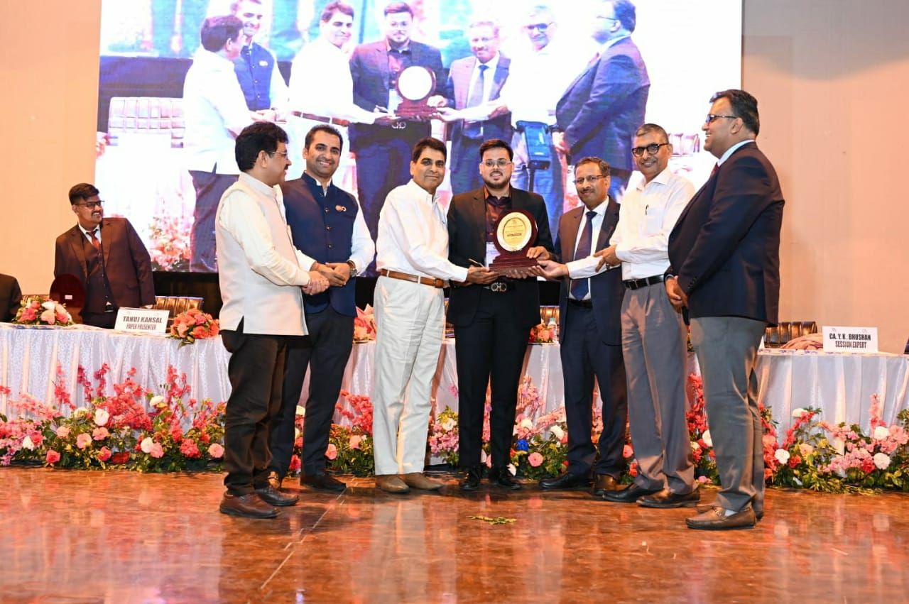 Research Paper Presenter